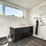Дом отдыха 2 Bedroom Amazing In Обенро