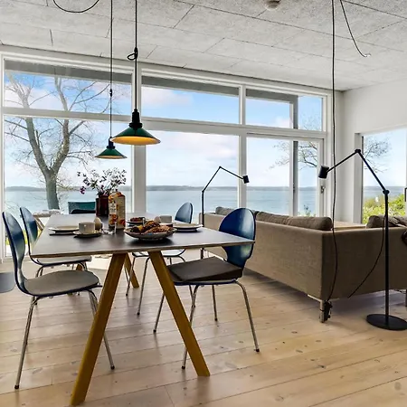 2 Bedroom Amazing In Aabenraa